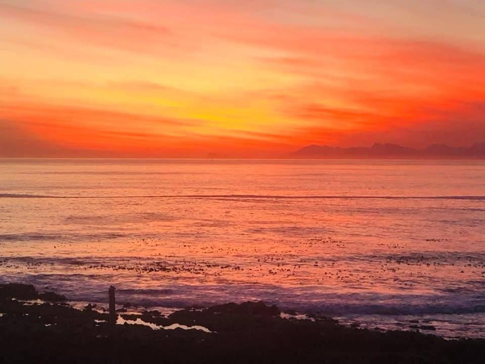 Ons C-Huis - Gansbaai Seafront Accommodation, Back-Up Power Екстериор снимка
