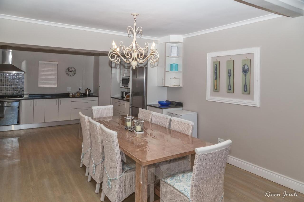 Ons C-Huis - Gansbaai Seafront Accommodation, Back-Up Power Екстериор снимка